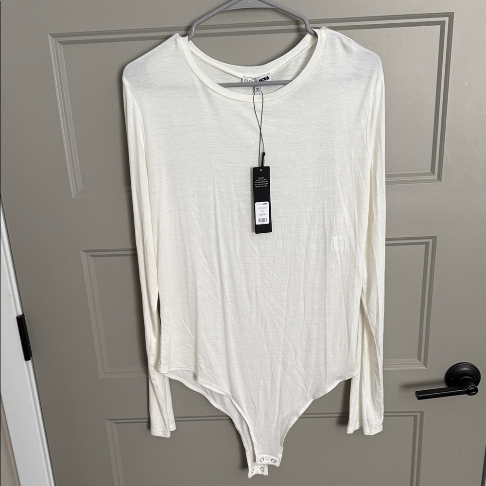 Fashion Nova White Long Sleeve Bodysuit